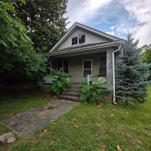 224 Stanford Ave, Danville, KY à vendre - Photo principale – Image 1 sur 1