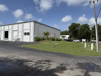 Plus de détails pour 4227 Enterprise Ave, Naples, FL - Local d'activités à louer