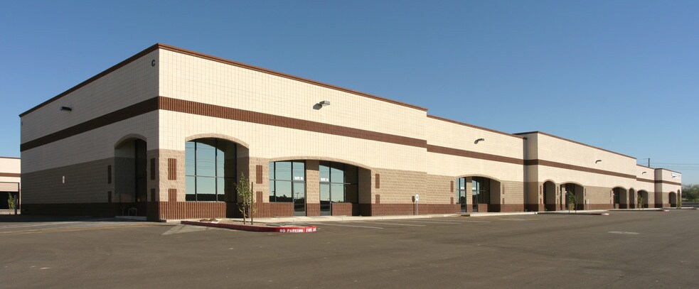 8550 N 91st Ave, Peoria, AZ à louer - Photo de l’immeuble – Image 2 sur 7