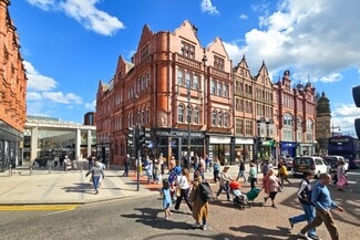 Plus de détails pour 58-66 Vicar Ln, Leeds - Local commercial à vendre