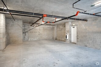 1000 1st Ave N, Saint Petersburg, FL à louer Photo intérieure– Image 1 sur 3