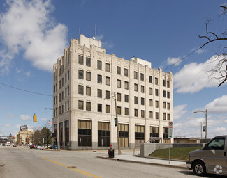 Plus de détails pour 100 S Jefferson Ave, Saginaw, MI - Bureau à louer