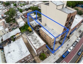 Plus de détails pour 3014 21st St, Astoria, NY - Terrain à vendre