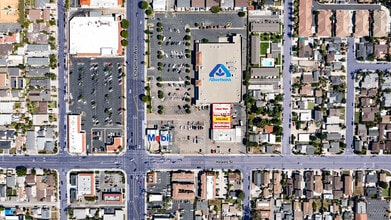 4522 E Chapman Ave, Orange, CA à louer Photo intérieure– Image 2 sur 2