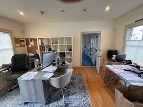 413-415 Bedford Rd, Pleasantville, NY à louer Photo intérieure– Image 1 sur 4