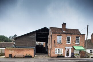 Plus de détails pour 23-25 Lower St, Stansted - Bureau à louer