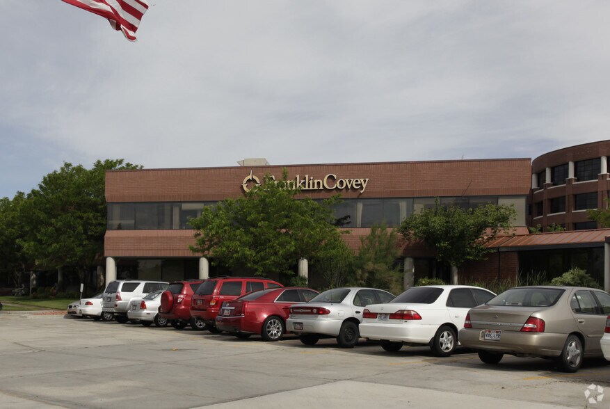 2250 W Parkway Blvd, West Valley City, UT à vendre - Photo principale – Image 1 sur 8