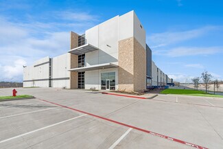 Plus de détails pour 2400 W Hunter Ferrell Rd, Grand Prairie, TX - Industriel/Logistique à louer