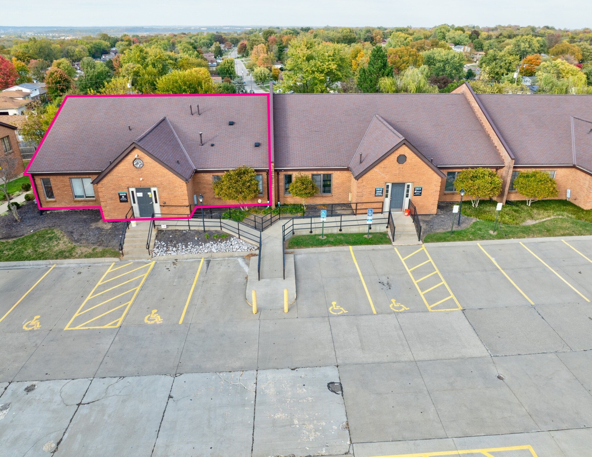 2818-2828 Mack Rd, Fairfield, OH à vendre Photo de l’immeuble– Image 1 sur 38