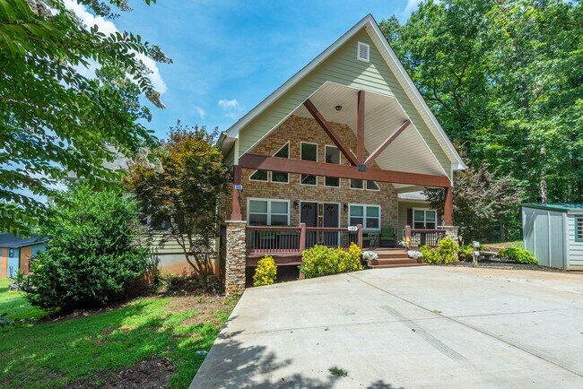Plus de détails pour 127 Deer Hill Ln, Weaverville, NC - Spécialisé à vendre
