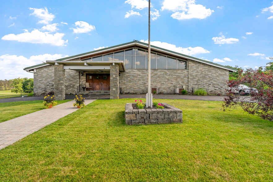 2839 Rt-203, Valatie, NY à vendre - Photo de l’immeuble – Image 2 sur 57