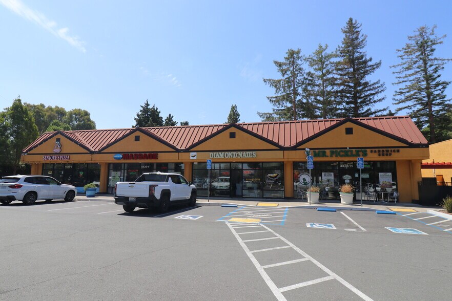 4436 Clayton Rd, Concord, CA à vendre - Photo de l’immeuble – Image 3 sur 13