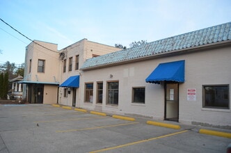 184 N Lancaster St, Athens, OH à louer Photo de l’immeuble– Image 1 sur 2