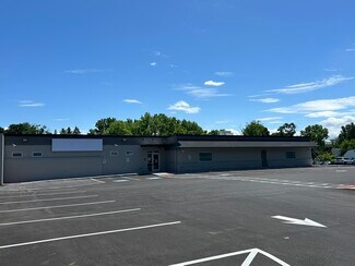 Plus de détails pour 445-447 S Main St, North Syracuse, NY - Local commercial à vendre