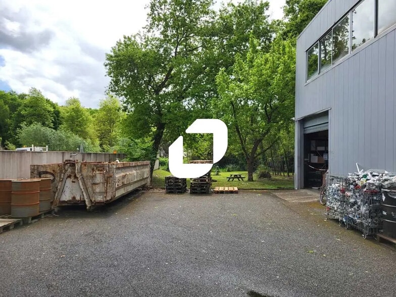 Industriel/Logistique dans Gradignan à louer - Photo de l’immeuble – Image 2 sur 15