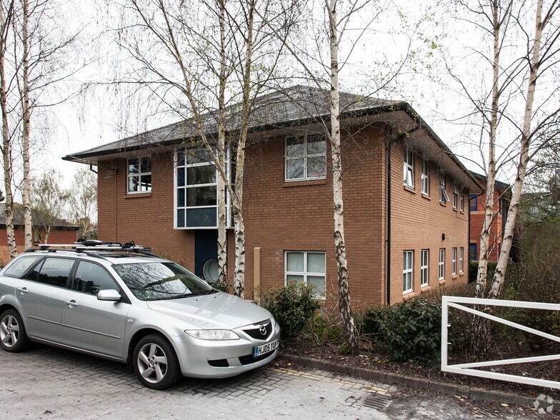 Emperor Way, Exeter à louer - Photo de l’immeuble – Image 2 sur 2