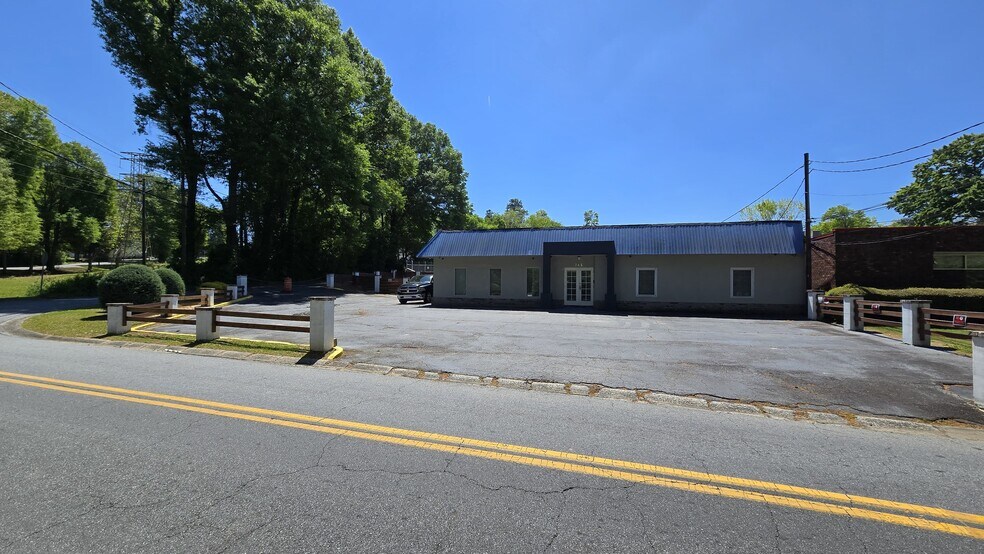 748 NE Lawrence St, Marietta, GA à vendre - Photo de l’immeuble – Image 2 sur 16