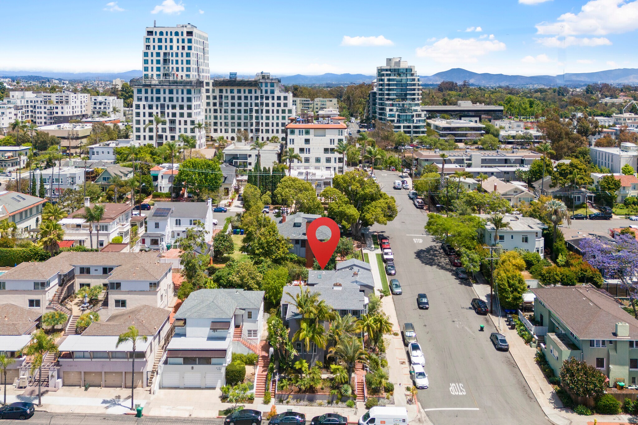 112-20 E Redwood St, San Diego, CA à vendre Photo de l’immeuble– Image 1 sur 73