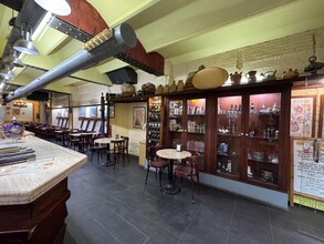 Local commercial dans Barcelone, Barcelona à louer Photo intérieure– Image 2 sur 8