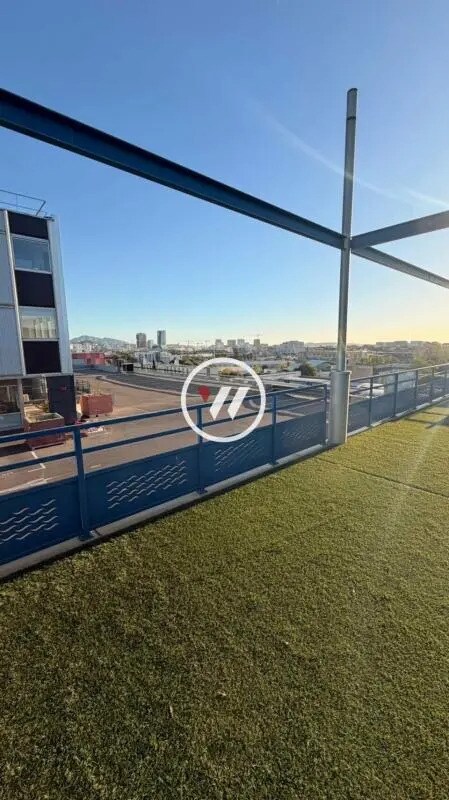 Bureau dans Marseille à louer Photo de l’immeuble– Image 1 sur 9