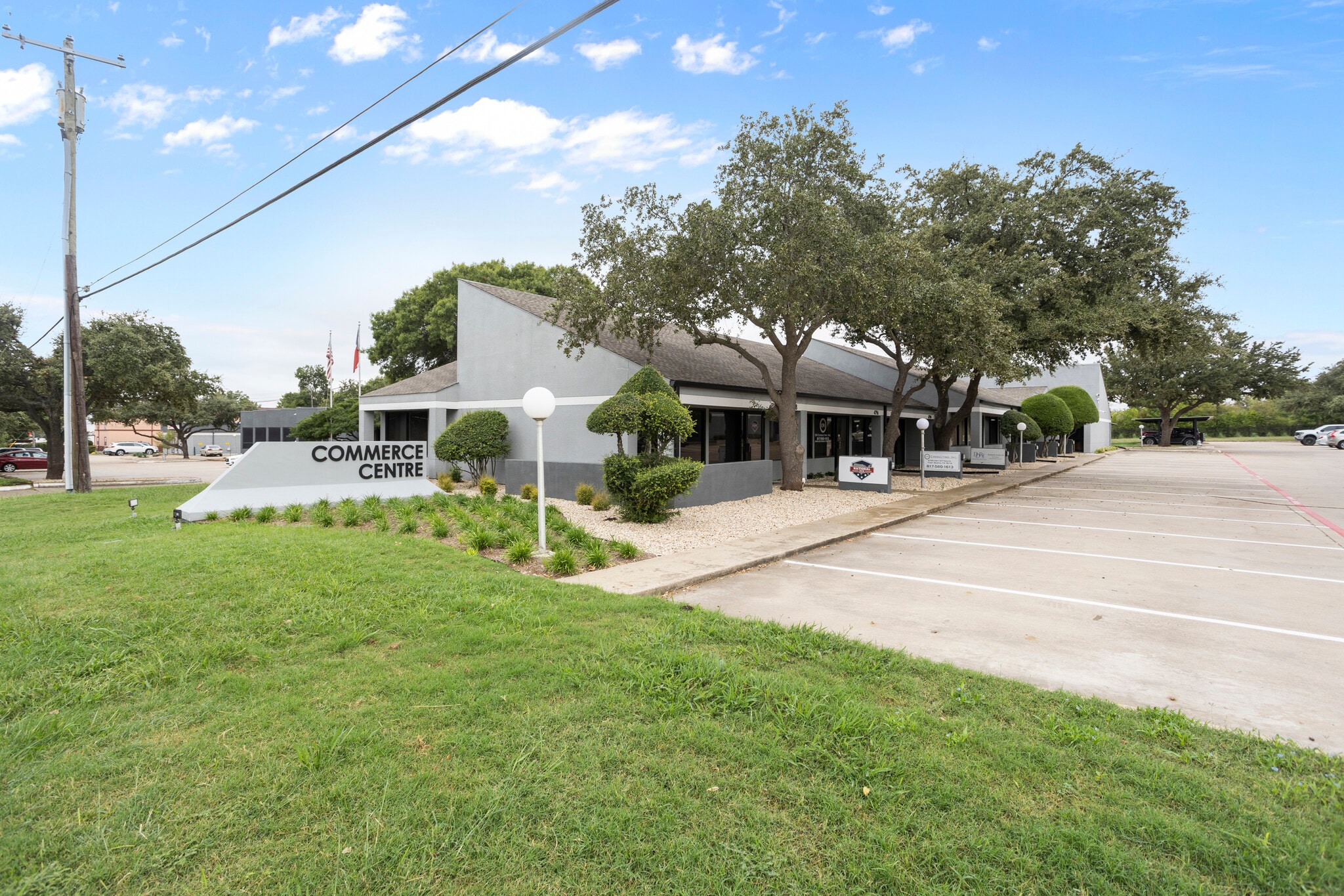 4734 Benbrook Blvd, Benbrook, TX à louer Photo intérieure– Image 1 sur 1