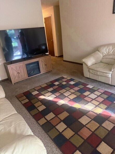 5028-5030 Heathmoor Dr, Columbus, OH à vendre - Photo de l’immeuble – Image 2 sur 32