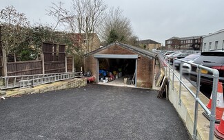 Plus de détails pour Albert St, Bolton - Industriel/Logistique à louer