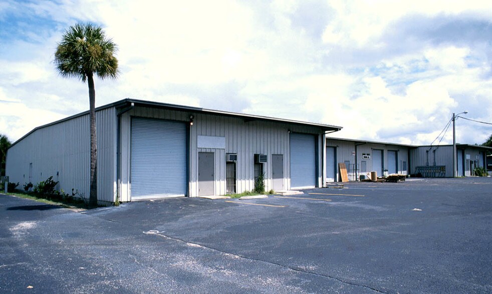6140 Edgewater Dr, Orlando, FL à louer - Autre – Image 2 sur 10