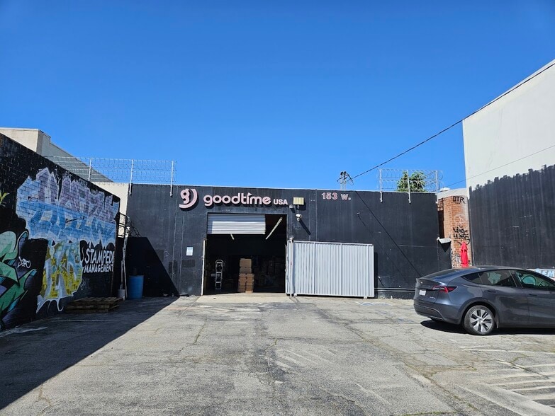 154 W 23rd St, Los Angeles, CA à vendre - Photo de l’immeuble – Image 2 sur 14