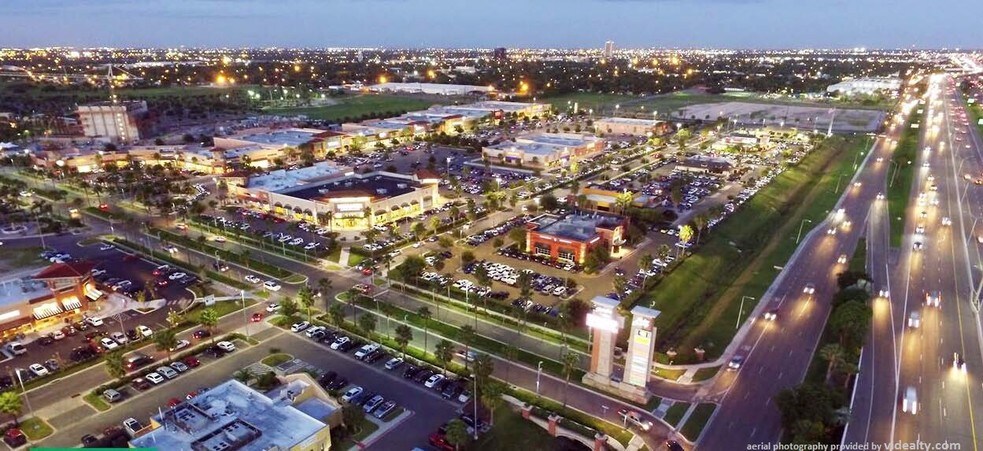 3300 E Expressway 83, McAllen, TX à louer - Photo de l’immeuble – Image 2 sur 6