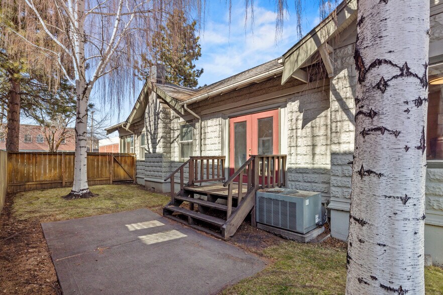 514 Walnut Ave, Klamath Falls, OR à vendre - Photo de l’immeuble – Image 3 sur 24