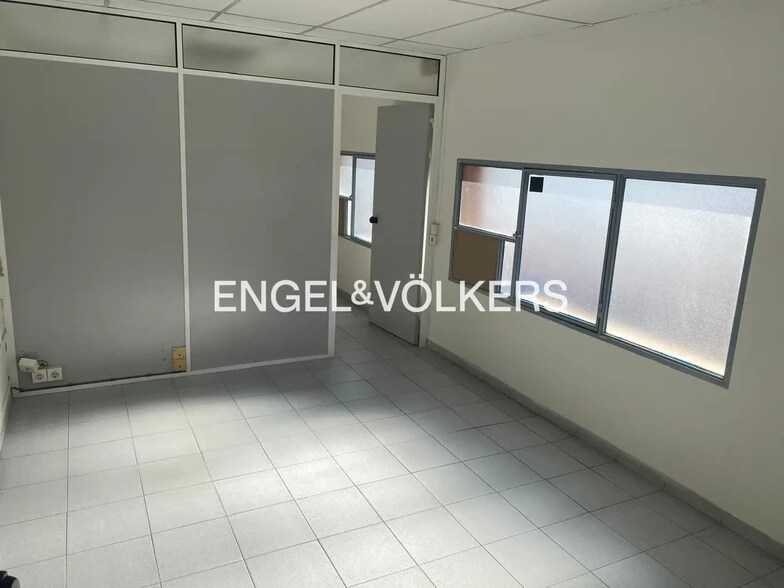 View Photo