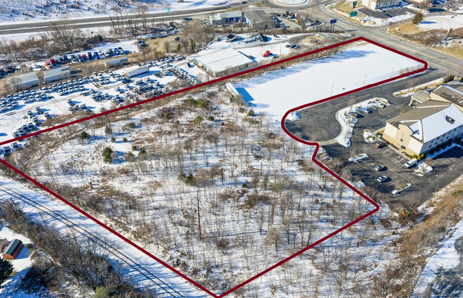 3172 Lee Hwy, Troutville, VA à vendre - Photo de l’immeuble – Image 3 sur 3