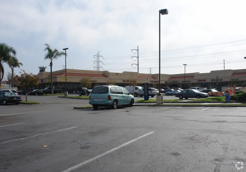 1355 SE Broadway Rd, Chula Vista, CA à louer - Photo principale – Image 3 sur 11