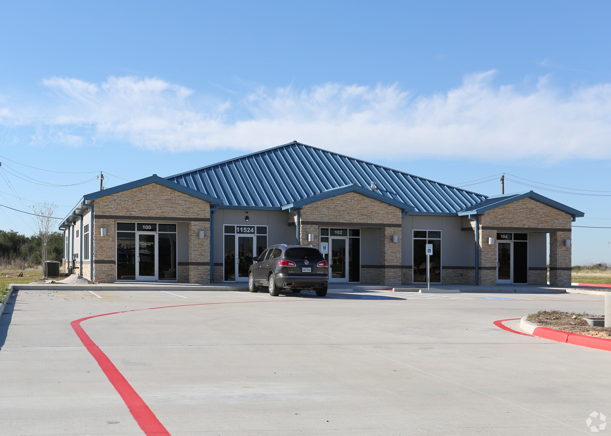 11524 Space Center Blvd, Houston, TX à louer Photo principale– Image 1 sur 4