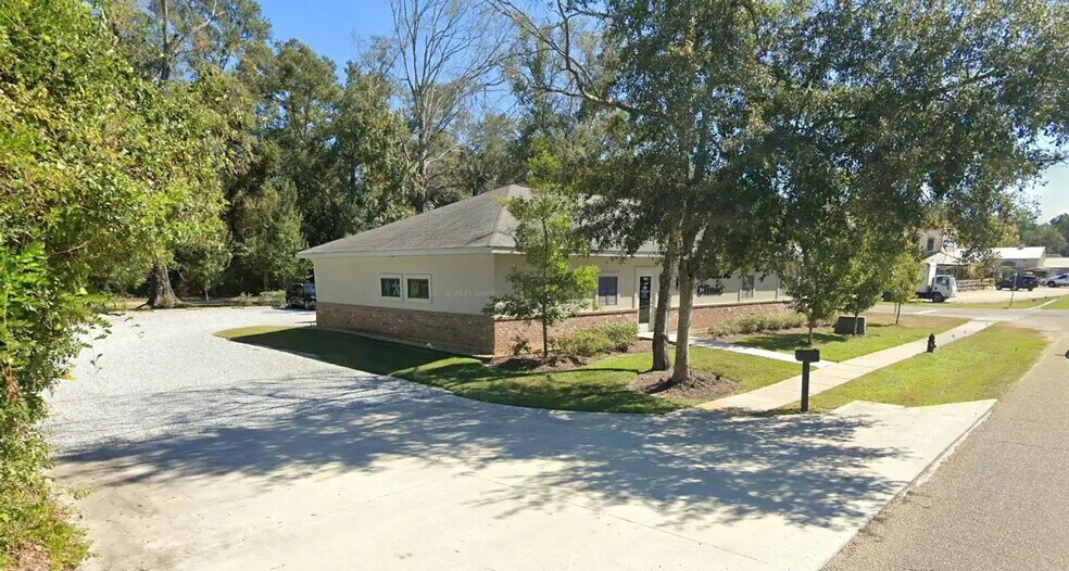 944 N Columbia St, Covington, LA à vendre - Photo de l’immeuble – Image 3 sur 8
