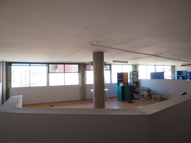 Bureau dans Granollers, Barcelona à louer - Photo de l’immeuble – Image 2 sur 3