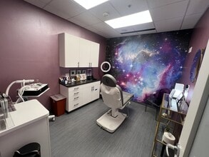 115 Crescent Commons Dr, Cary, NC à louer Photo intérieure– Image 1 sur 18