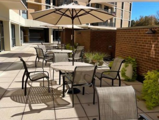 6800 Fleetwood Rd, McLean, VA à louer - Photo de l’immeuble – Image 2 sur 22