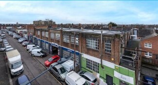 Plus de détails pour 42-56 Hassop Rd, Londres - Industriel/Logistique à vendre