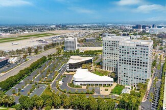 Plus de détails pour 4685 MacArthur Ct, Newport Beach, CA - Bureau à louer