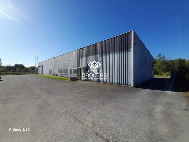 Plus de détails pour 7 Rue De La Vallee Du Chat, Jargeau - Local d’activités à vendre