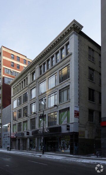 482-488 Rue Sainte-Catherine O, Montréal, QC à vendre - Photo de l’immeuble – Image 2 sur 9