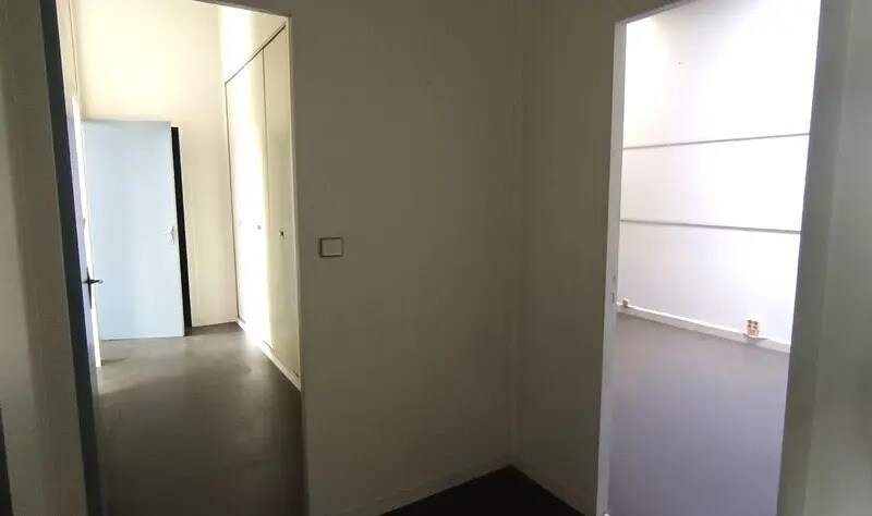 Bureau dans LA PALLICE à louer - Photo de l’immeuble – Image 3 sur 3