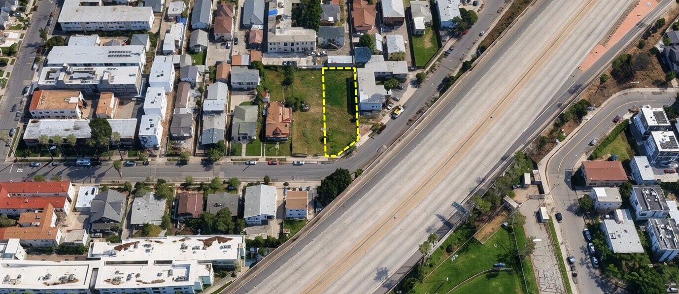 926 N Kingsley Dr, Los Angeles, CA à vendre Photo de l’immeuble– Image 1 sur 3