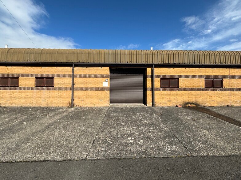 Hill St, Ardrossan à louer - Photo de l’immeuble – Image 1 sur 3