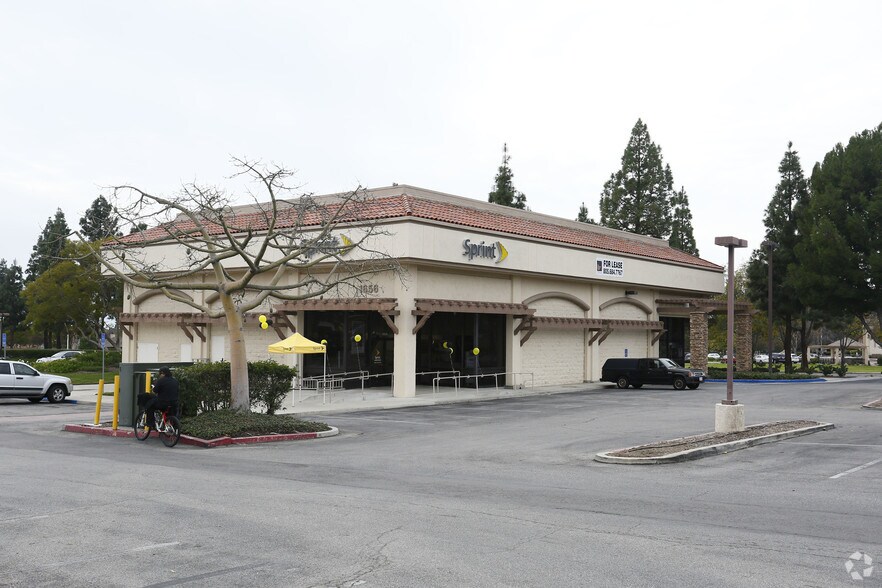 2400-2640 Las Posas Rd, Camarillo, CA à louer - Photo principale – Image 3 sur 9