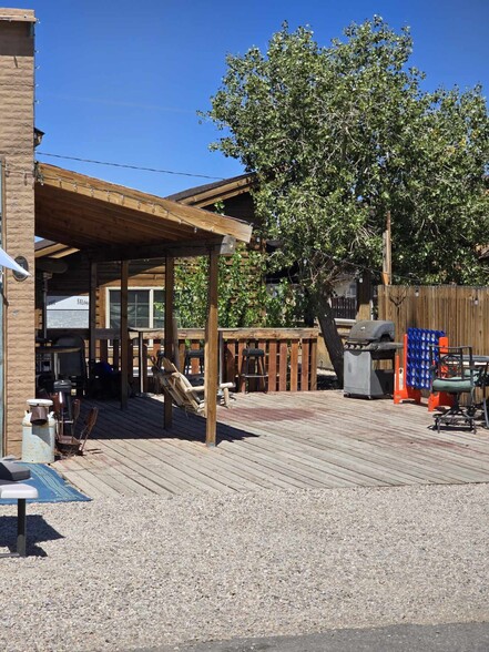 107 W Crook Ave, Goldfield, NV à vendre - Photo de l’immeuble – Image 2 sur 19