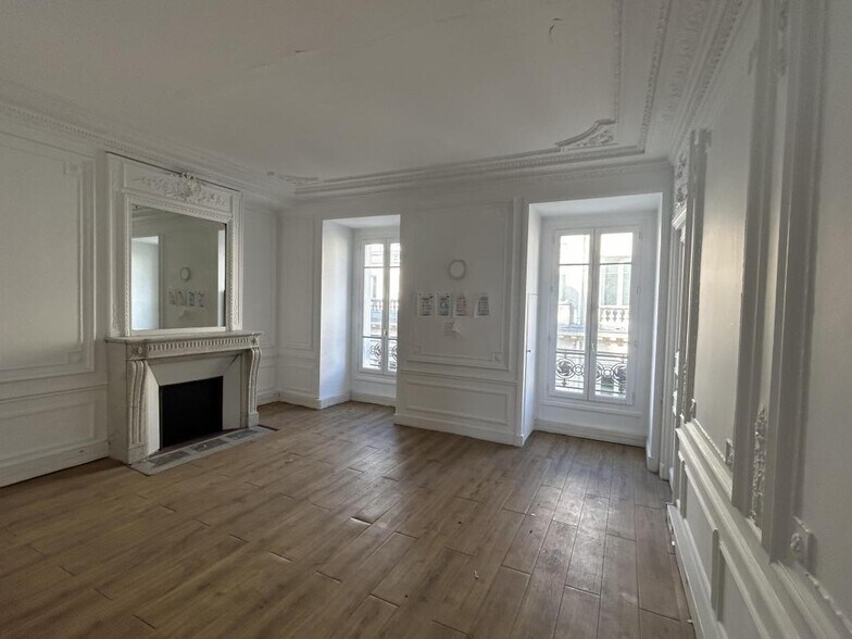 Bureau dans Paris à vendre - Photo intérieure – Image 2 sur 3