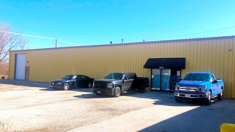 13511 Northwest Industrial Dr, Bridgeton, MO à vendre - Photo de l’immeuble – Image 3 sur 3